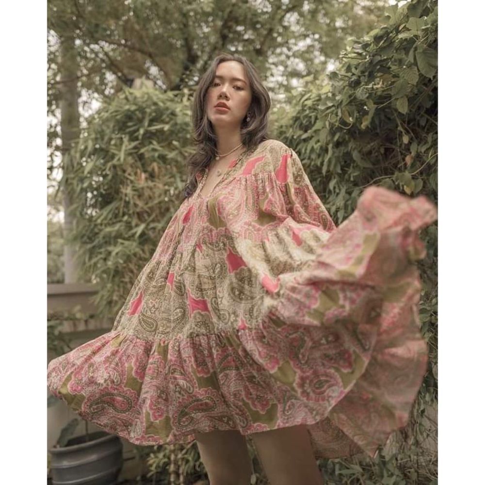 Charina Sarte Womens Nara Dress - Pink/Green Paisley Size M